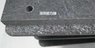 可加工性的合成石，可以用CNC洗出想要的形狀與機構，可以媲美鋁合金