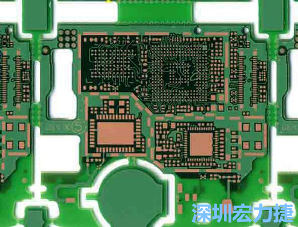 在產品極度要求小型化設計時，可利用HDI板材壓縮主板面積，同時具減輕重量優點。