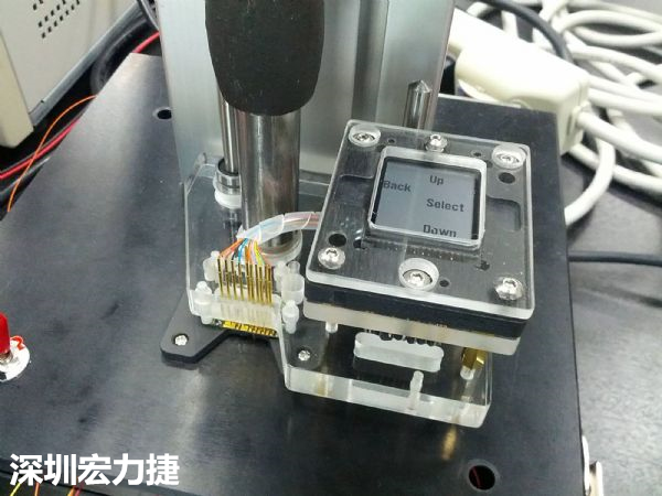 使用精密接點探針，可快速檢測電路板的線路導通品質與狀況。